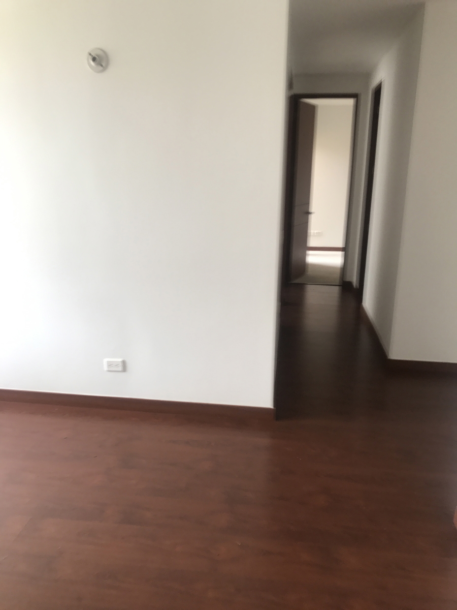 verinmuebles 242 235 ARRIENDO APTO DE 84 METROS