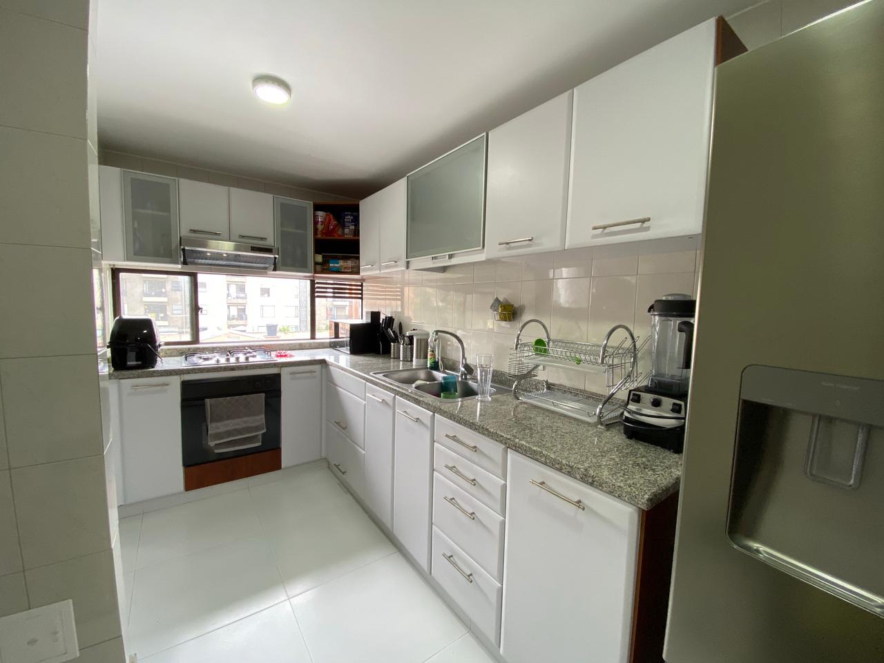 verinmuebles 1034 154 VENDO HERMOSO APARTAMENTO EXTERIOR EN SAN PATRICIO  137M2 CON BALCÓN