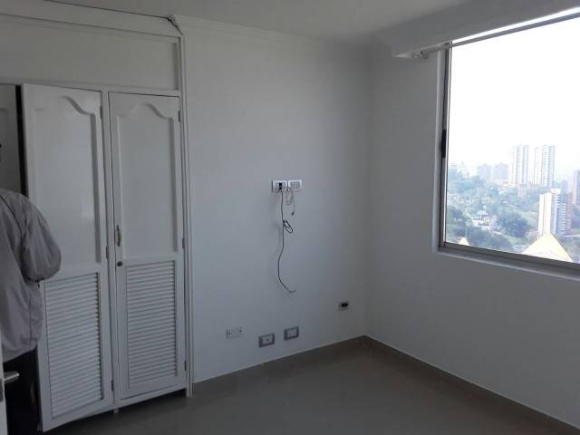 SE ARRIENDA APARTAMENTO EN EL POBLADO COD 11202 TT