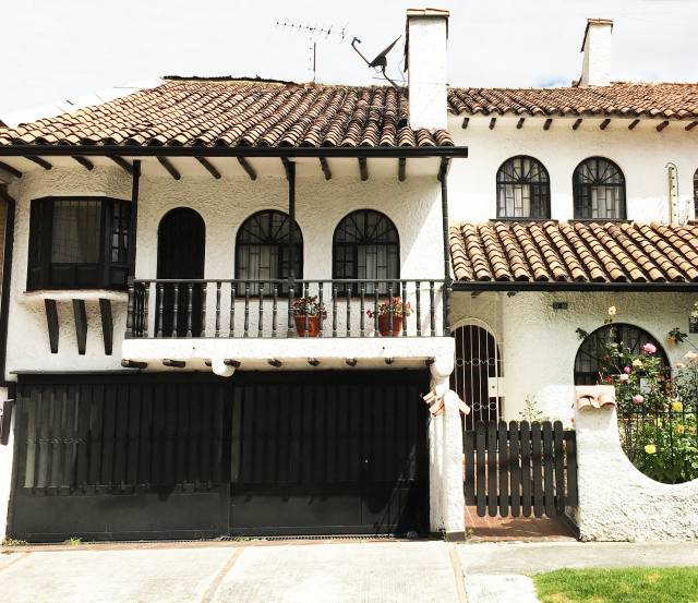 Venta de casa casa en Alhambra en Bogotá