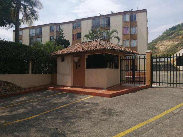 APARTAMENTO EN BALCONES DE VALLARTA, CALI