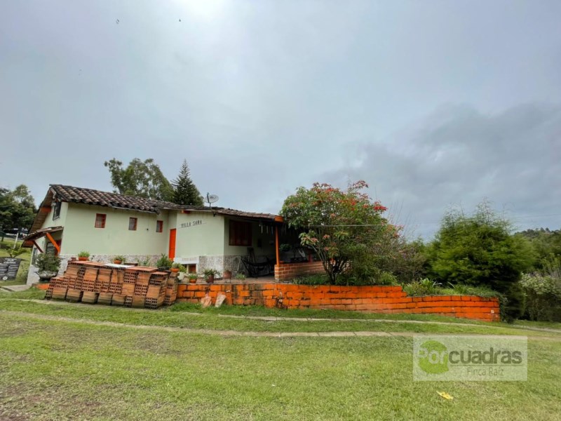 FINCA EN GUARNE