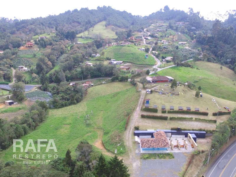 Lote en Venta, Envigado, Variante Aeropuerto, Unidad Abierta, Borde de Via