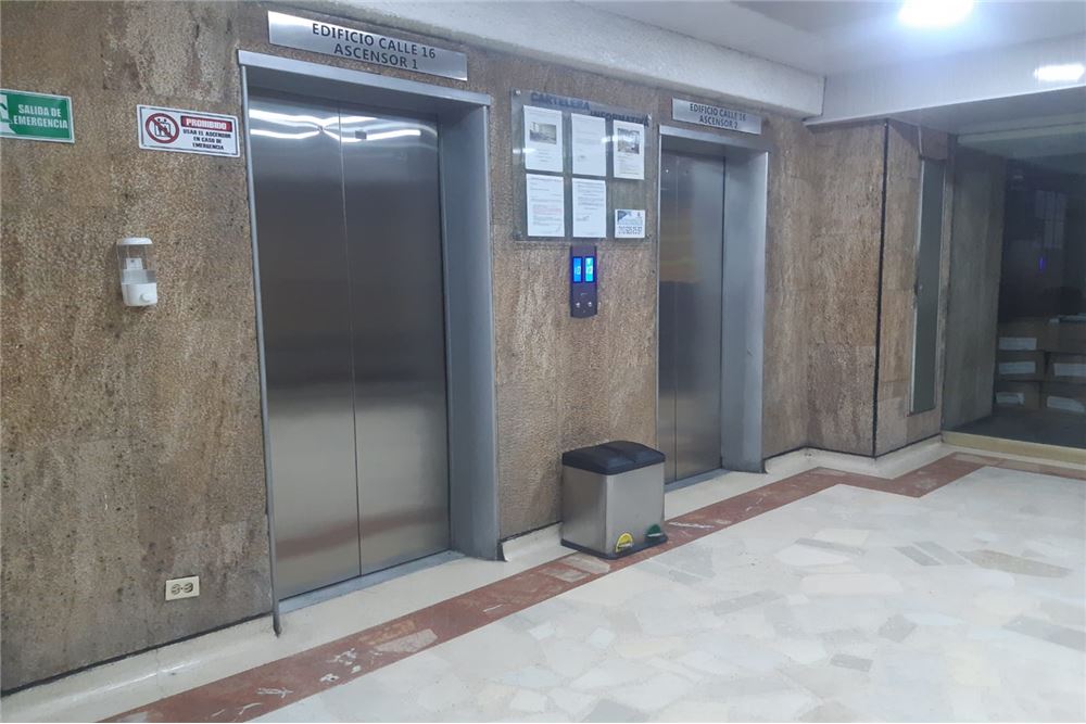 Arriendo Oficina Remodelada economica-ubicadisima