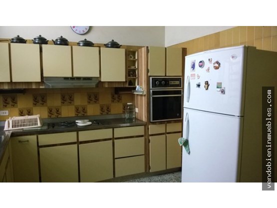 Vendo Casa mixta con local rentando en Zarzal Valle