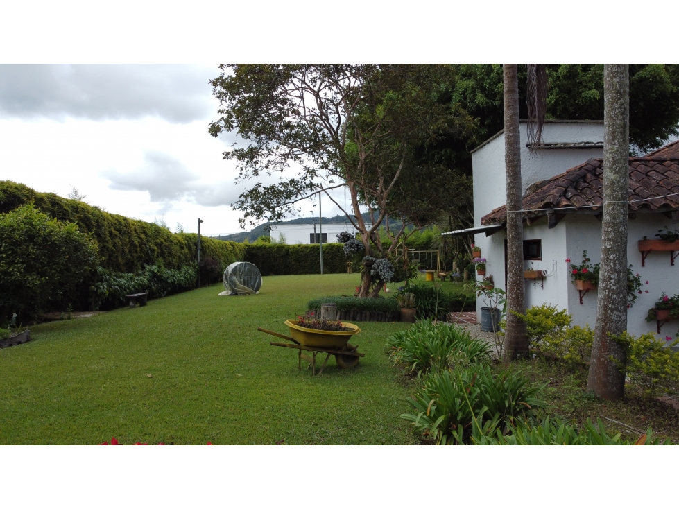 VENTA FINCA 2525 mts2 RIONEGRO SECTOR PONTEZUELA