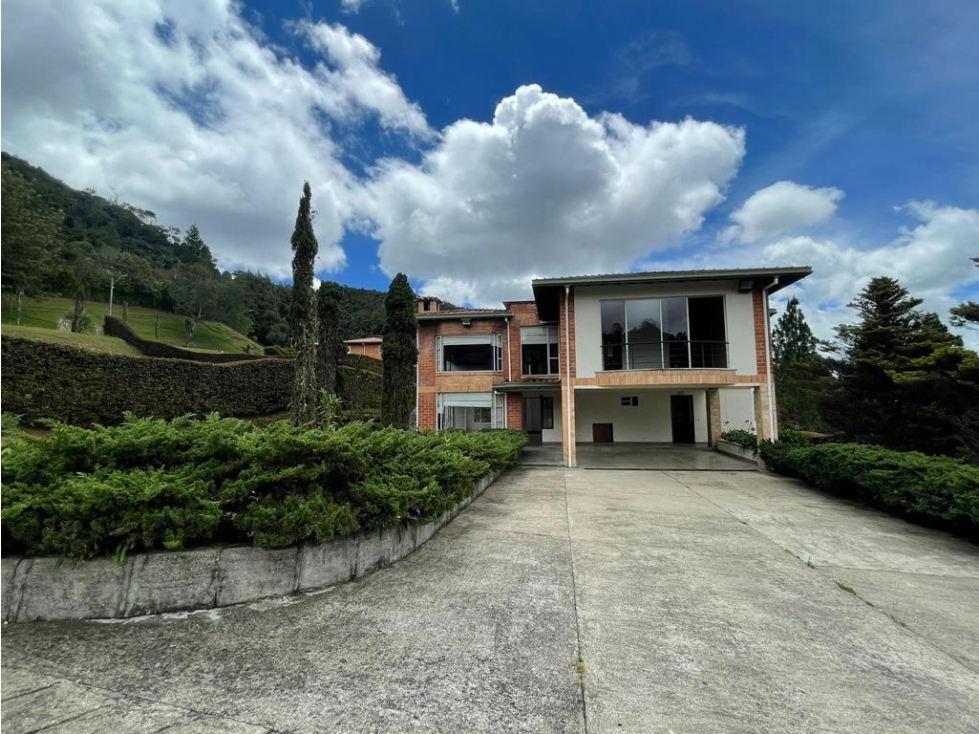 Casa en Venta Envigado Sector Escobero