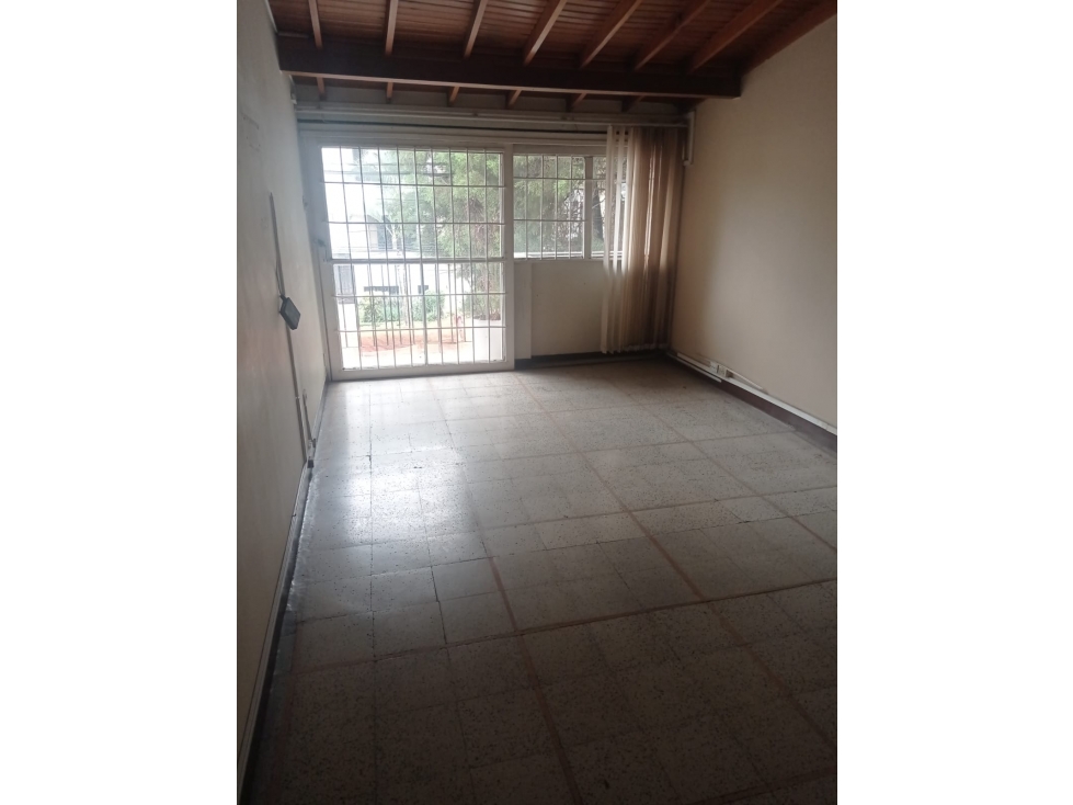 Casa Comercial en Arriendo Medellin sector Belen