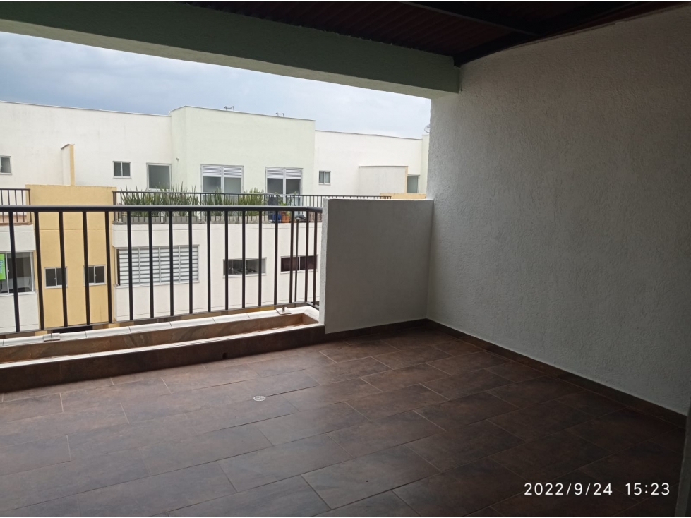 VENTA - ALQUILER  DE CASA DUPLEX EN JAMUNDI VALLE