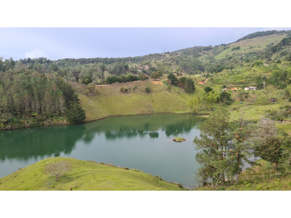 LOTE EN VENTA GUATAPE ANTIOQUIA