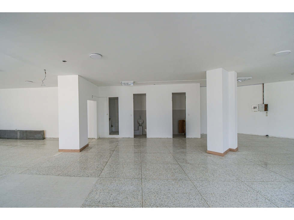 Arriendo Local Av Santander, Manizales