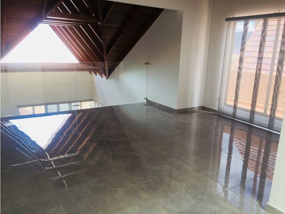 Venta Casa Gratamira 282 mts