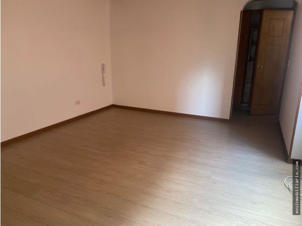 Bogota arriendo apartamento remodelado en chico area 145 mts