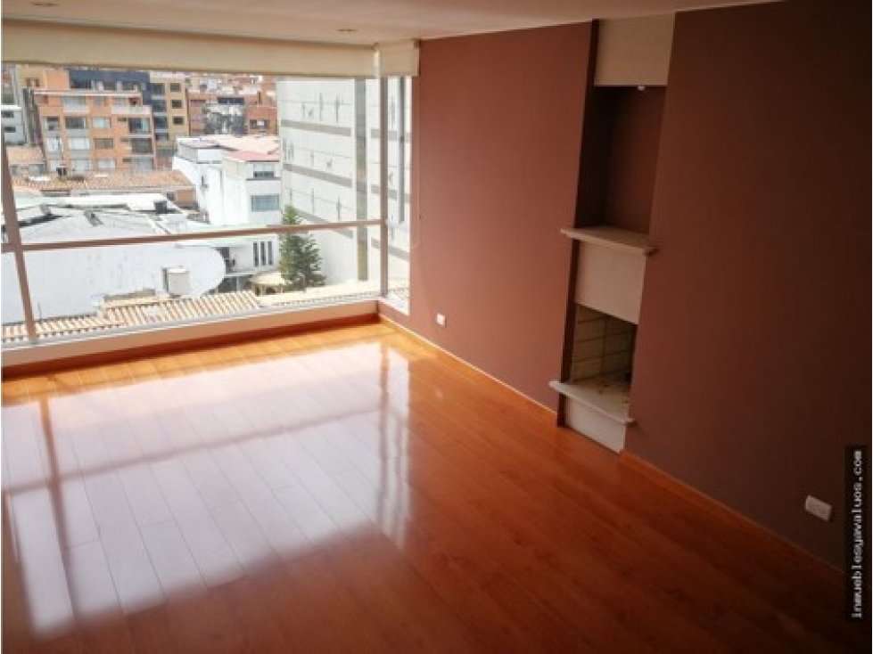 VENDO APARTAMENTO DUPLEX CON TERRAZA EN UNICENTRO BOGOTA