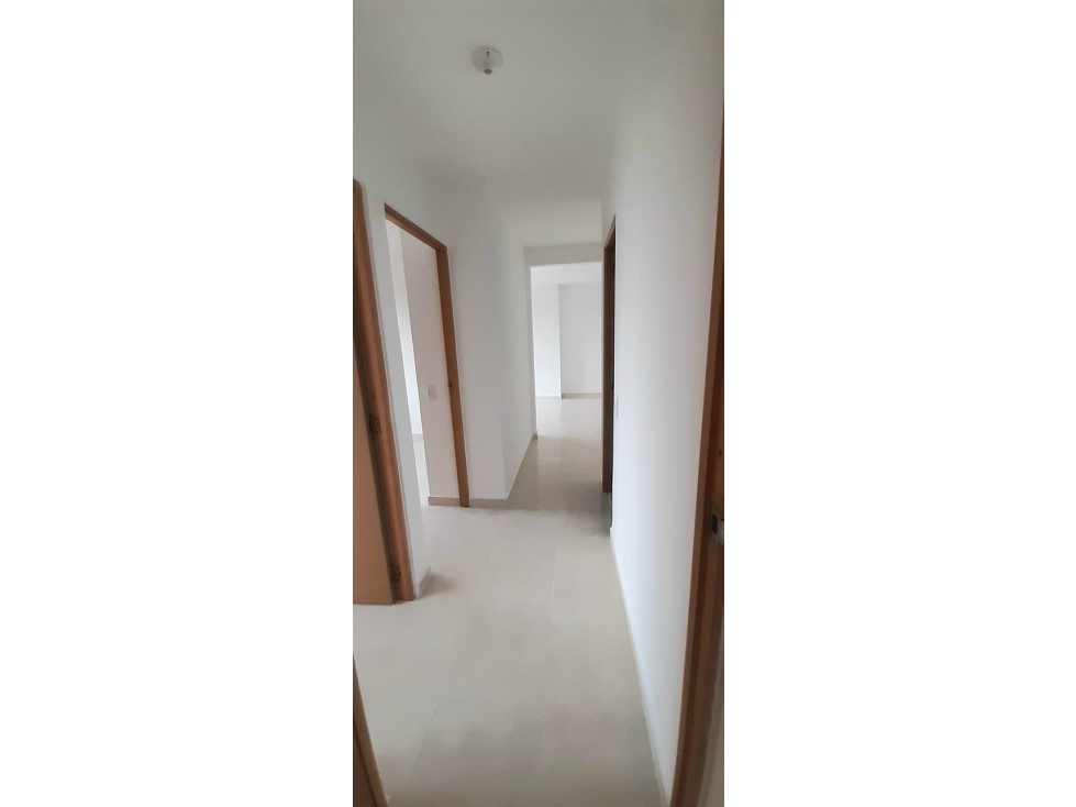 Venta Apartamento en Alférez Real Sur de Cali 30.