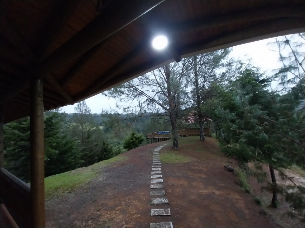 CASA CAMPESTRE  SANTA ELENA  PIEDRAS BLANCAS ANTIOQUIA