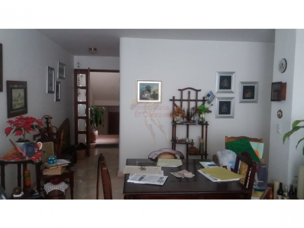 APARTAMENTO EN VENTA EN ALTOS DE CABECERA-101 M2-CÓDIGO (337)