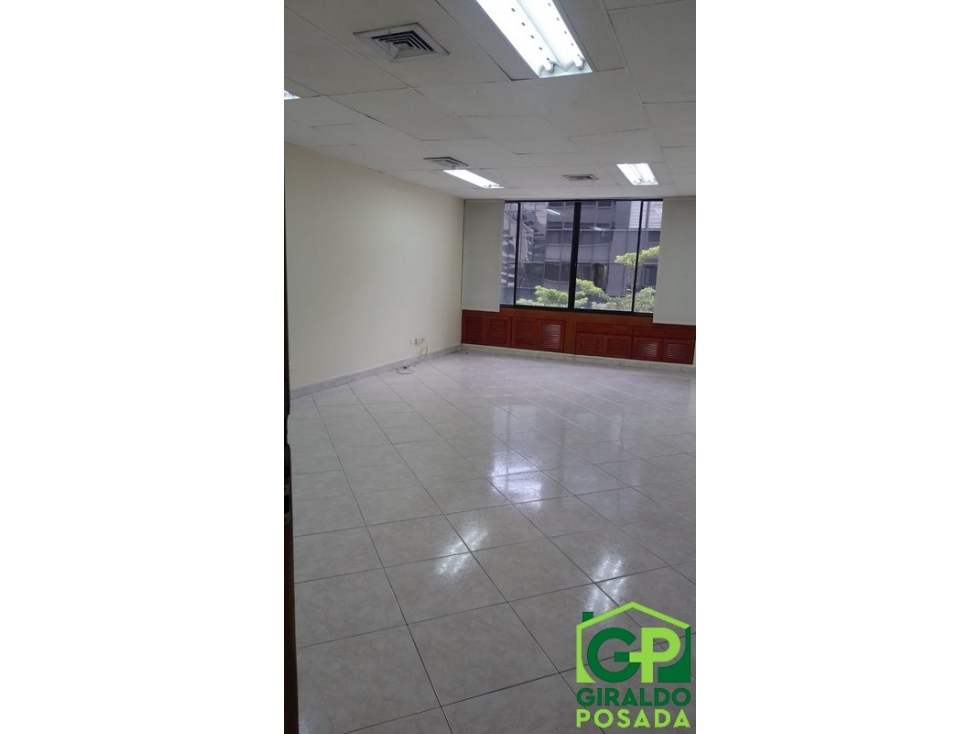 ARRIENDO OFICINA EN EL POBLADO - MILLA DE ORO