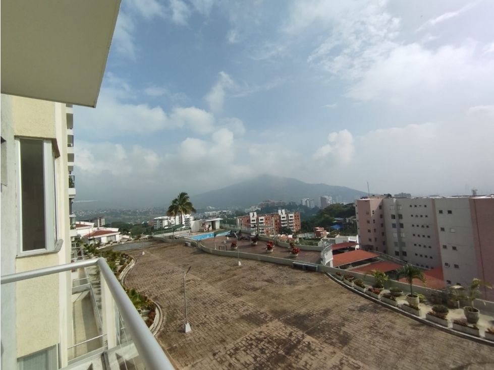 Venta de Apartamento de 131Mt2 en Bellavista, Oeste de Cali 8236.