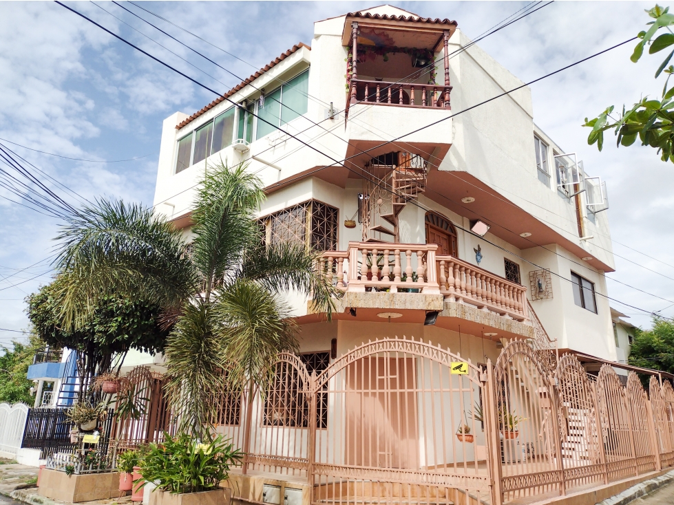 Hermosa Casa en Venta en los Corales -Bosque