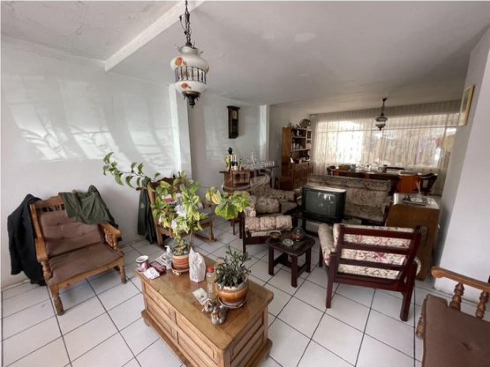 VENTA DE CASA QUINTA PAREDES (TEUSAQUILLO)