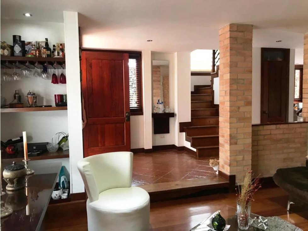 Hermosa Casa Para La Venta, Condominio Campestre, Sector Bojaca, Chía