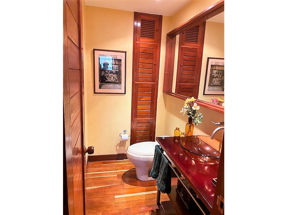 VENDO EXCELENTE APARTAMENTO EN ROSALES