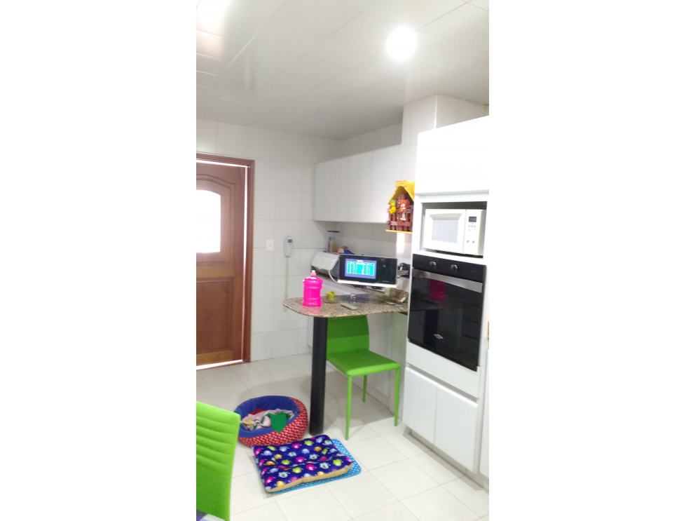 VENDO:APARTAMENTO:CHICO NAVARRA:184m2:3H