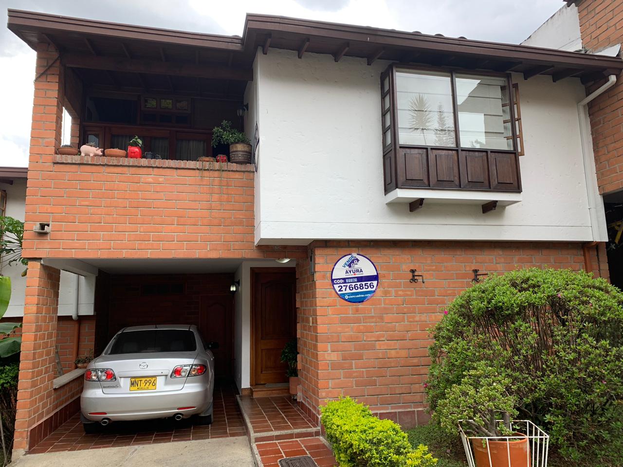 VENTA casa Loma del Escobero, Envigado