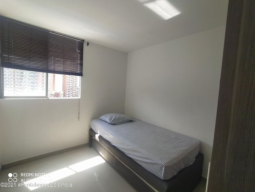 Apartamento en  Las Chimeneas FRN:22-1151