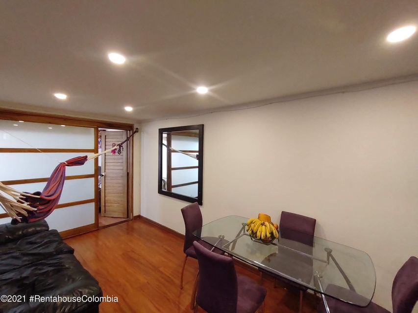 Vendo Apartamento en  Bogota C.O  22-1642