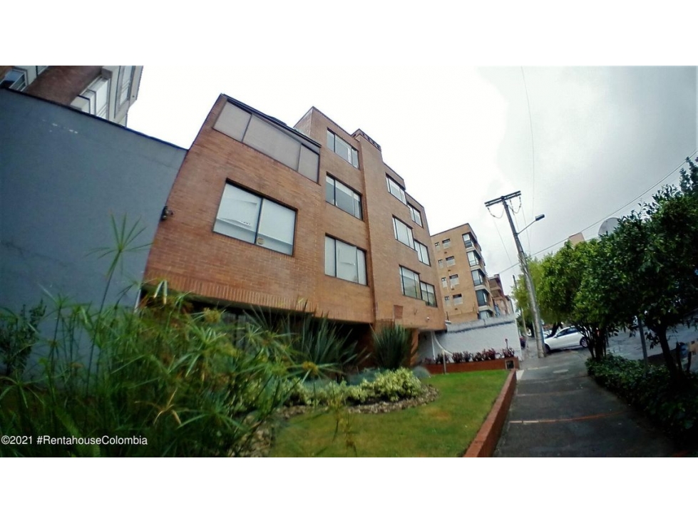 Apartamento en  San Patricio(Bogota) RAH CO: 23-11