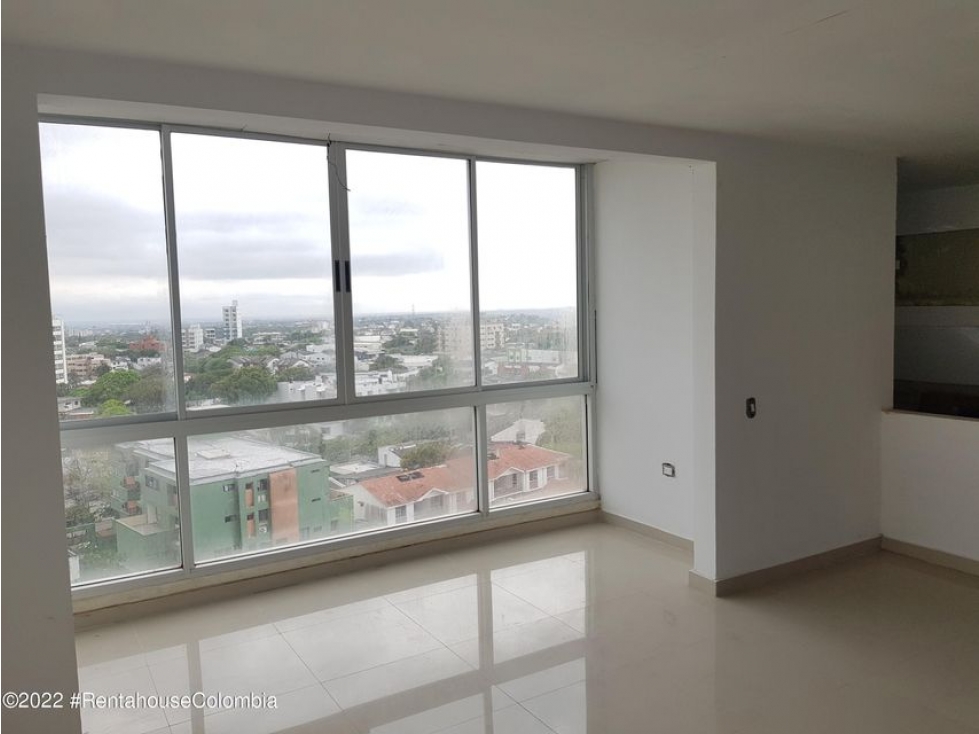 Vendo Apartamento en  La Concepcion M.C22-1886