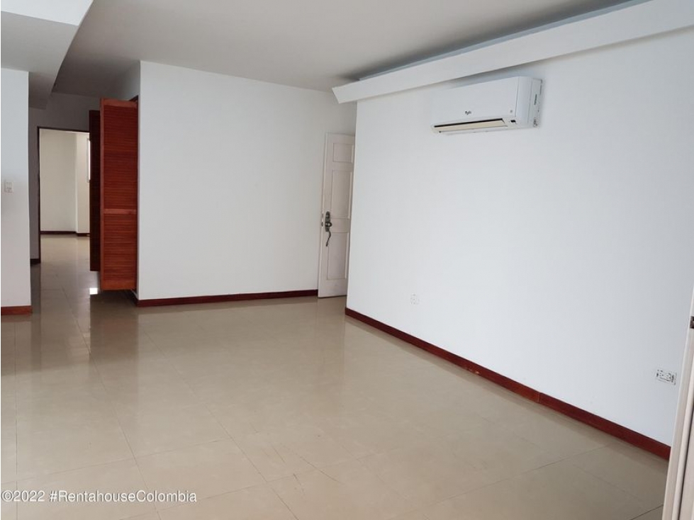 Vendo Apartamento en  Bocagrande C.C 22-2505