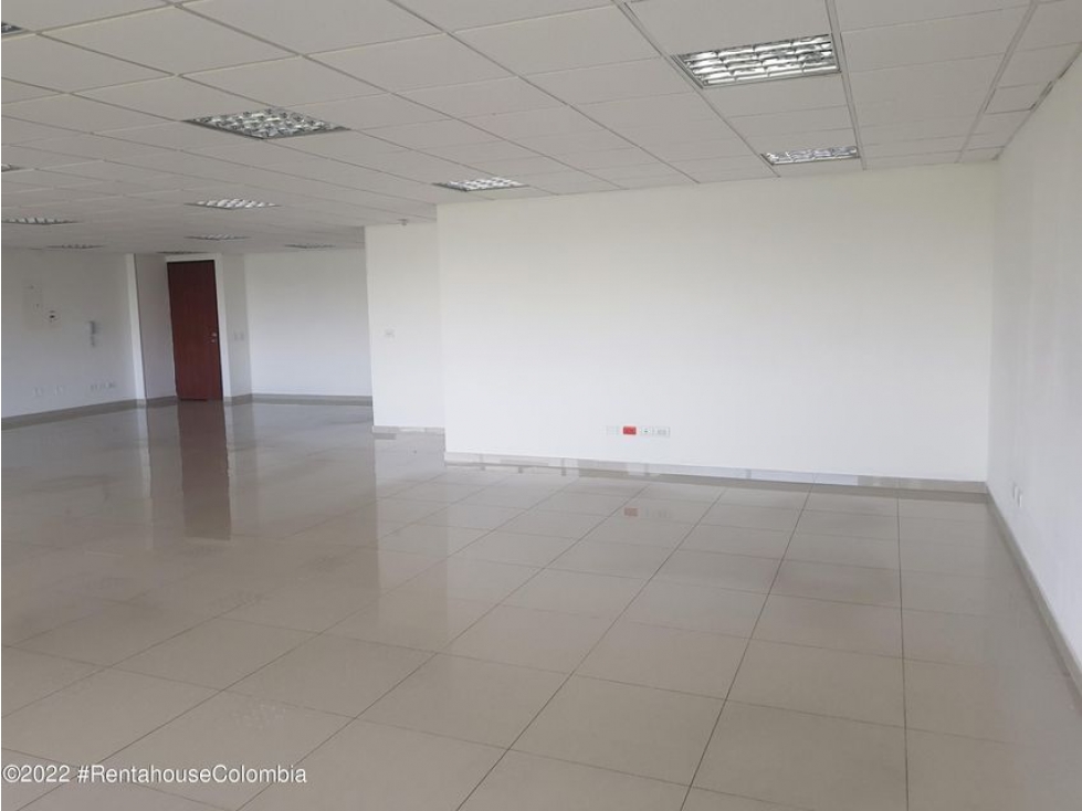 Vendo Comercial en  Puerta De Teja C.C 22-2538