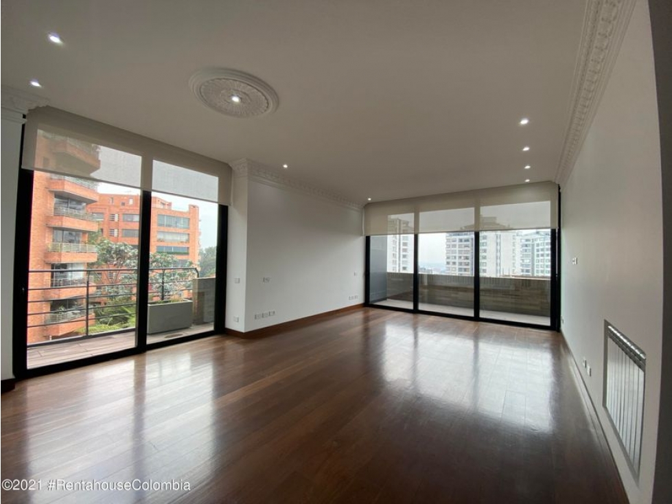 Vendo Apartamento en  El Retiro(Bogota) C.C 22-1181