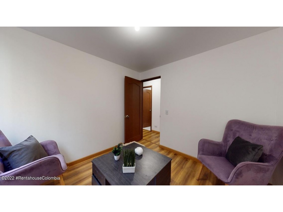 Apartamento en  Maria Cristina RAH CO: 22-2997