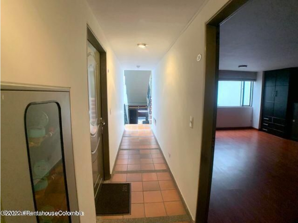 Apartamento en  Galerias(Bogota) RAH CO: 23-425