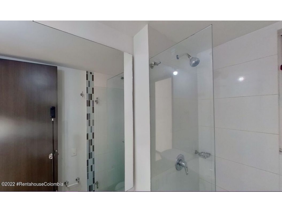 Apartamento en  Brisas de Limonar RAH CO: 23-542