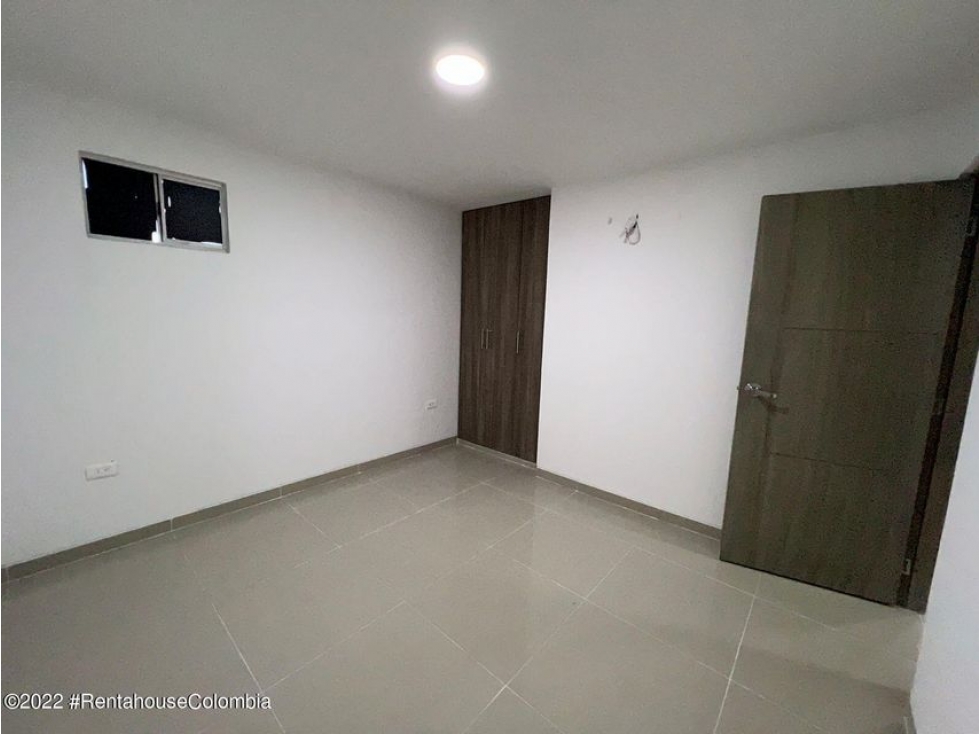 Apartamento en  Niza(Cucuta) RAH CO: 23-1048