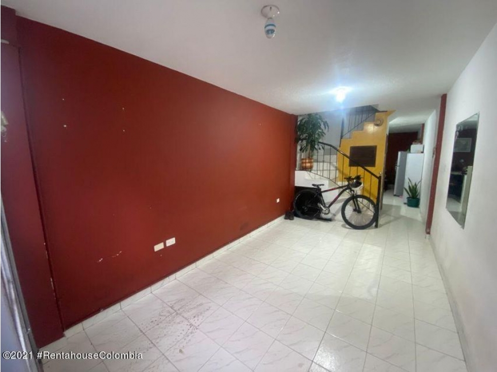 Vendo Casa en  Villa del Dorado(Bogota)S.G. 23-774