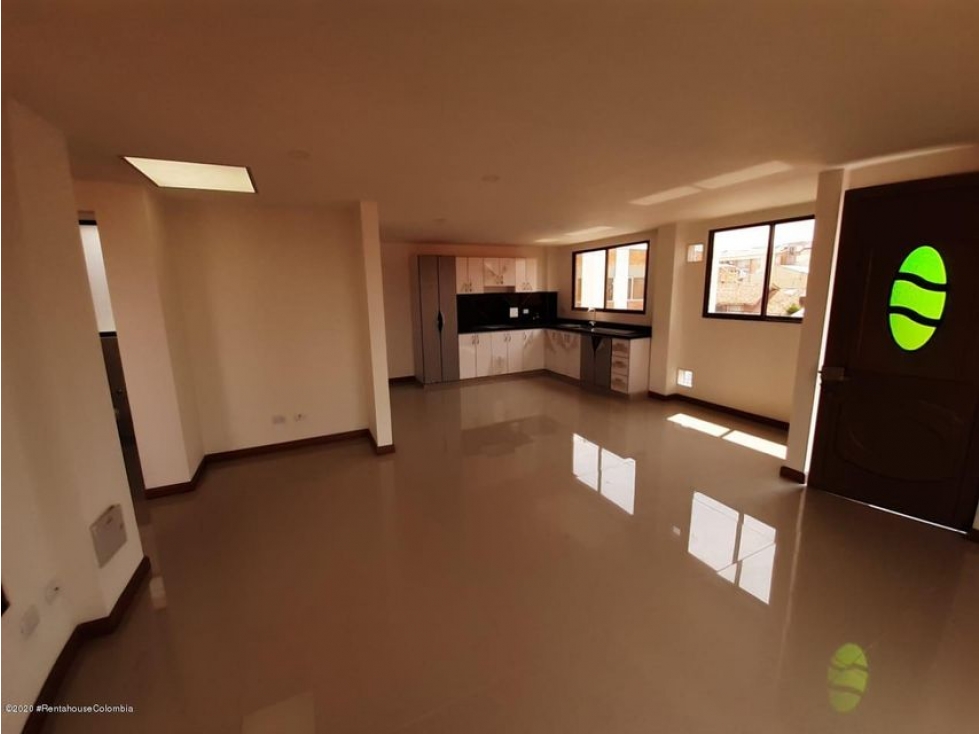 Vendo Apartamento en  20 de Julio(Chia) C.O 23-768