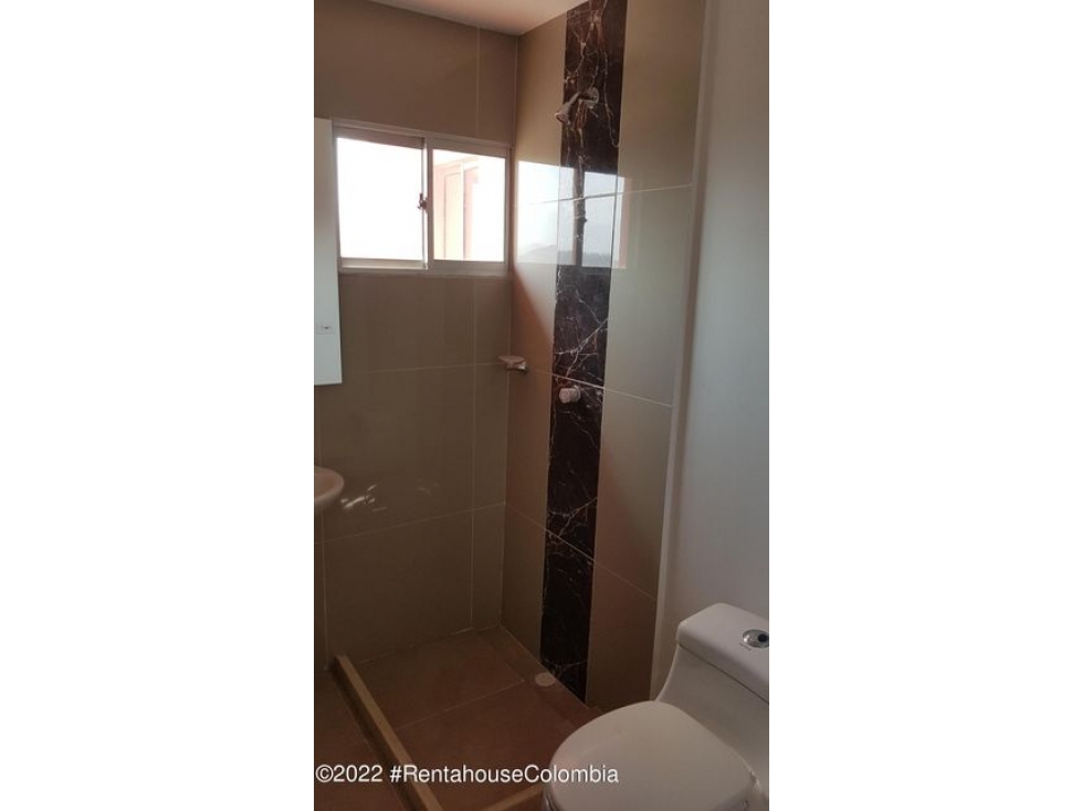 Apartamento en  La Manguita RAH CO: 22-2490