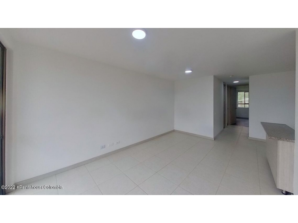 Apartamento en  Sabaneta RAH CO: 23-192