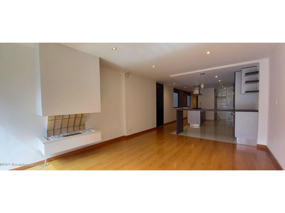 Apartamento en  Rincon del Chico RAH CO: 23-1726