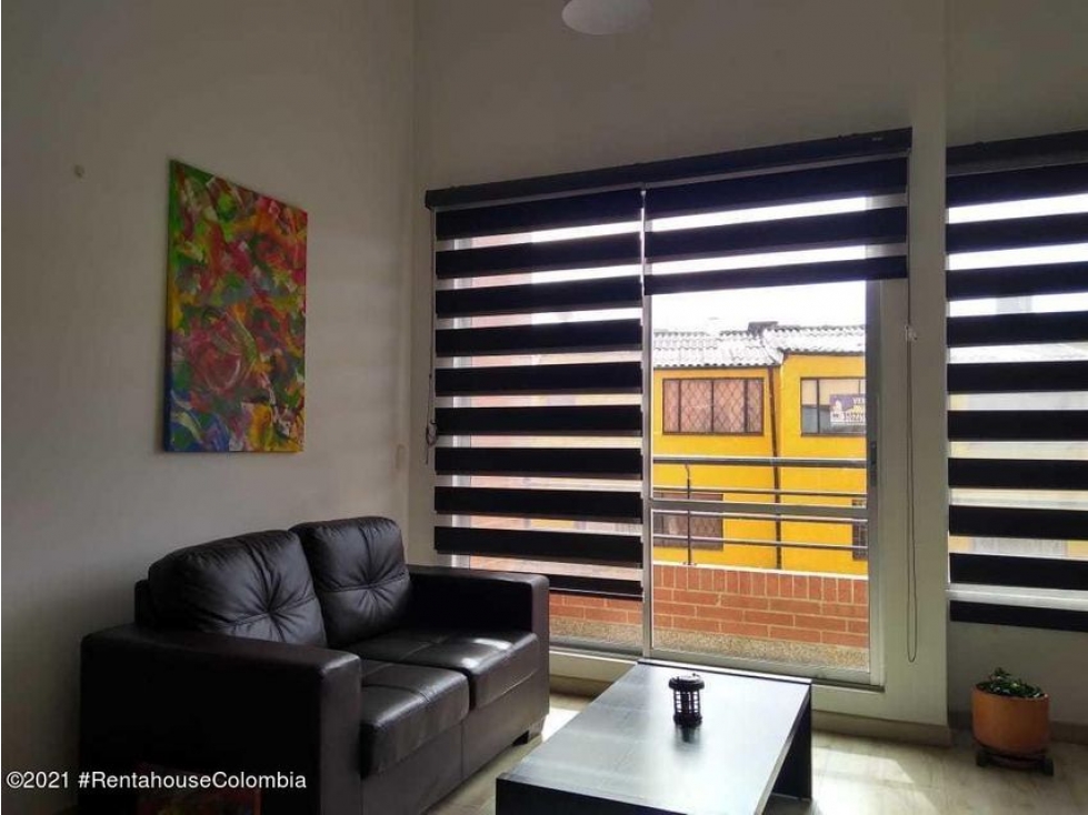 Apartamento en  Portales Del Norte GZ: 23-656