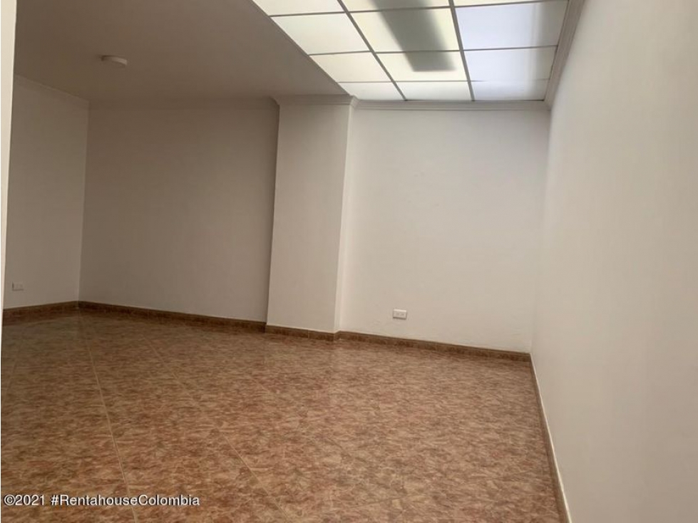 Apartamento en  Chapinero Alto RAH CO: 23-1348