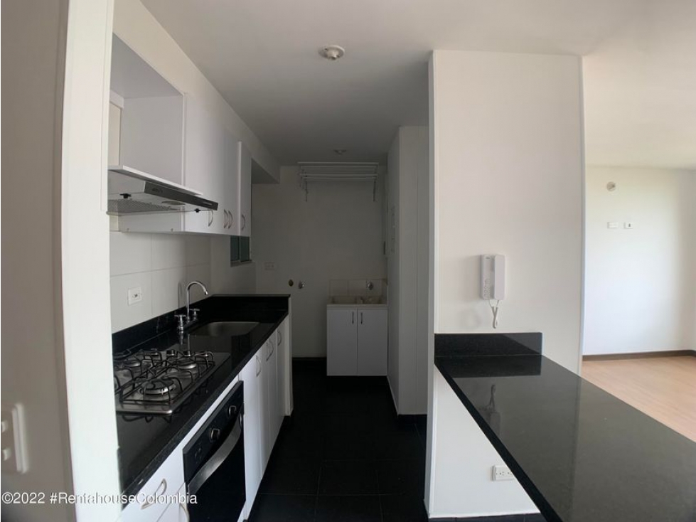 Apartamento en  Castilla(Bogota) S.G  23-418