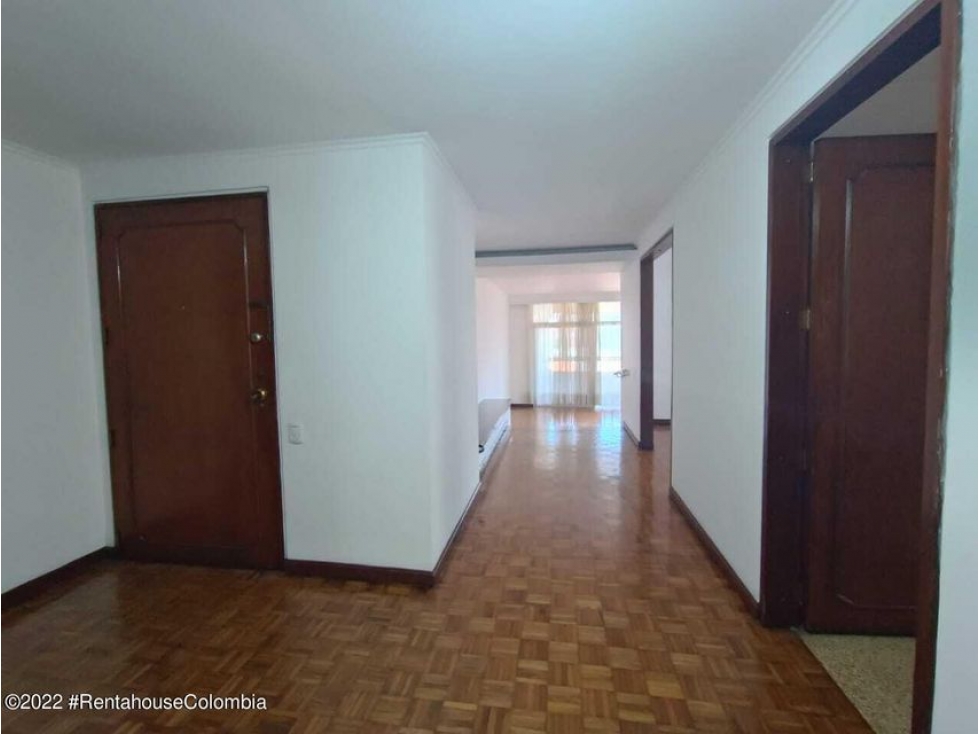 Apartamento en  Medellin RAH CO: 23-1510