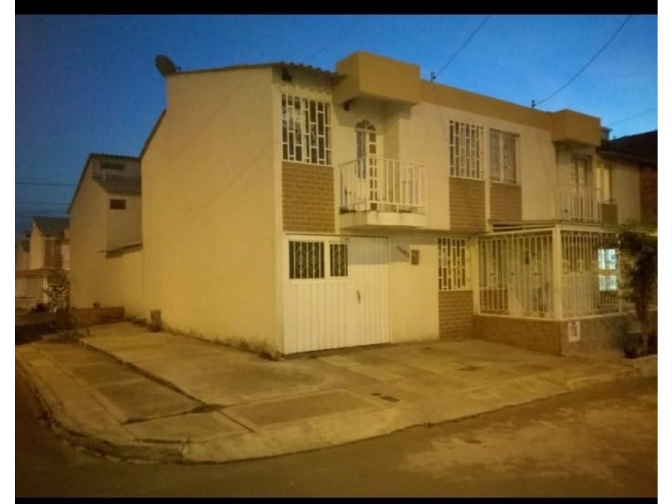 (A.C) Se vende Excelente casa en las Mercedes palmira